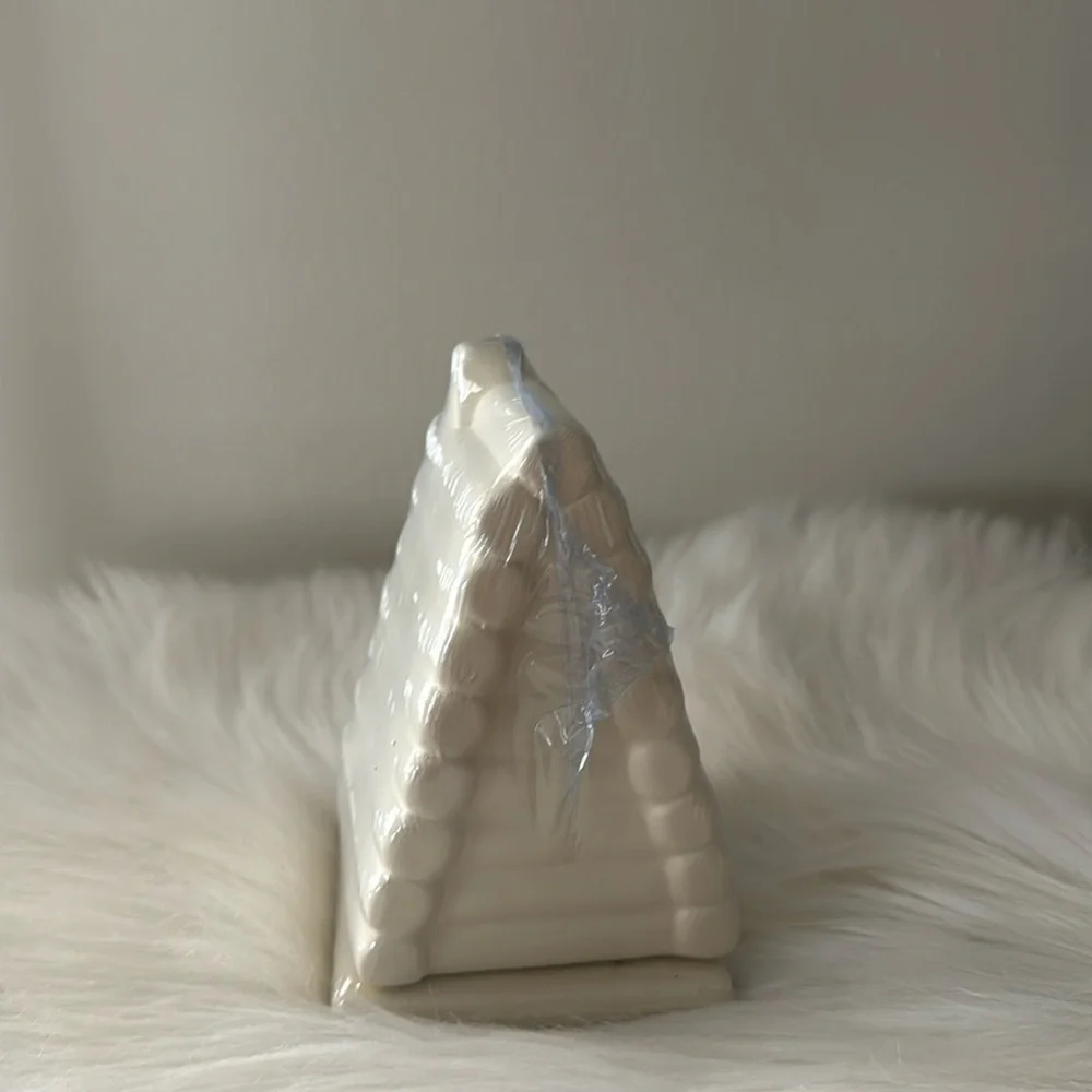 NEW Target Bullseye Playground Cabin Incense Burner